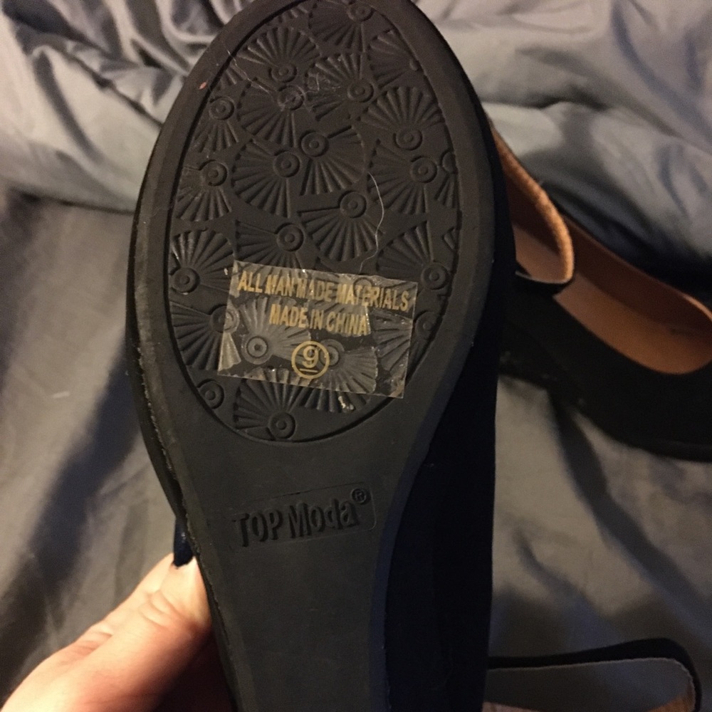Top Moda Black Velvet Wedges - Picture 4 of 5